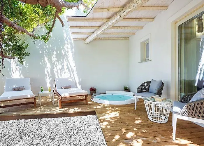 Corte Bianca - Adults Only & - Bovis